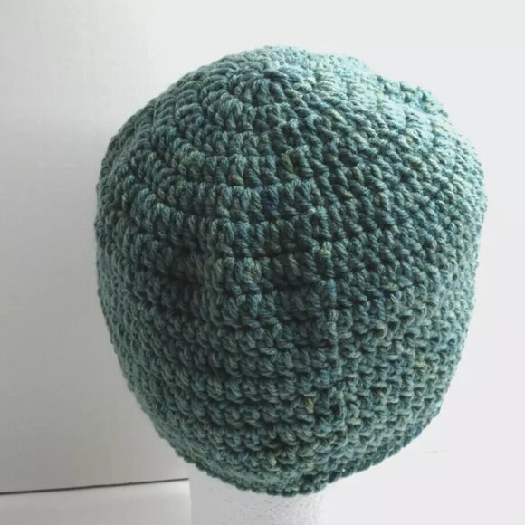 Skull Cap Army Green Beanie Hat Handmade Crochet Hand Knit Soft Warm Size OS - Picture 4 of 7